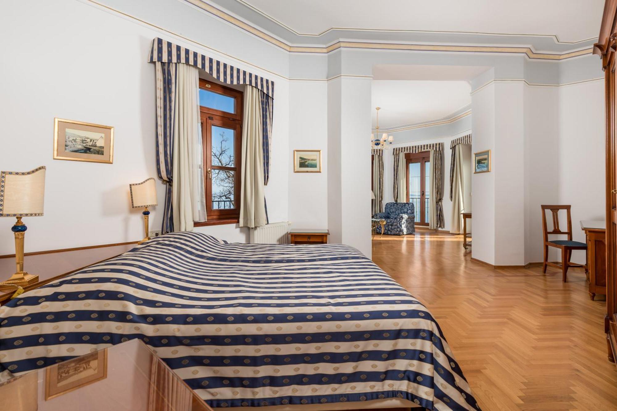 Miramar Hotel 4*